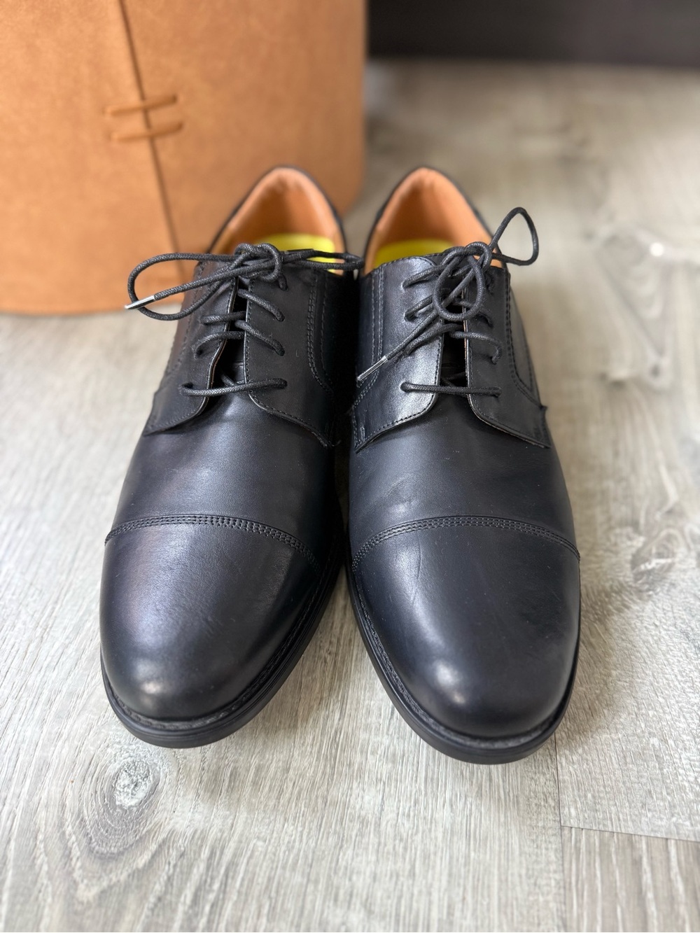 Florsheim Black Leather Cap-Toe Derby Dress Shoes Oxfords Lace-Up Ortholite